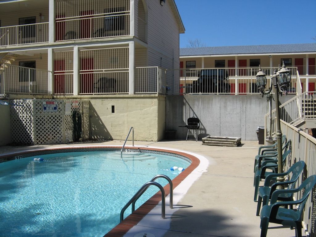 Swiss Village Inn Eureka Springs Facilities photo